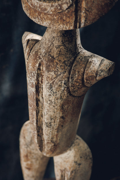 ESCULTURA MUSA