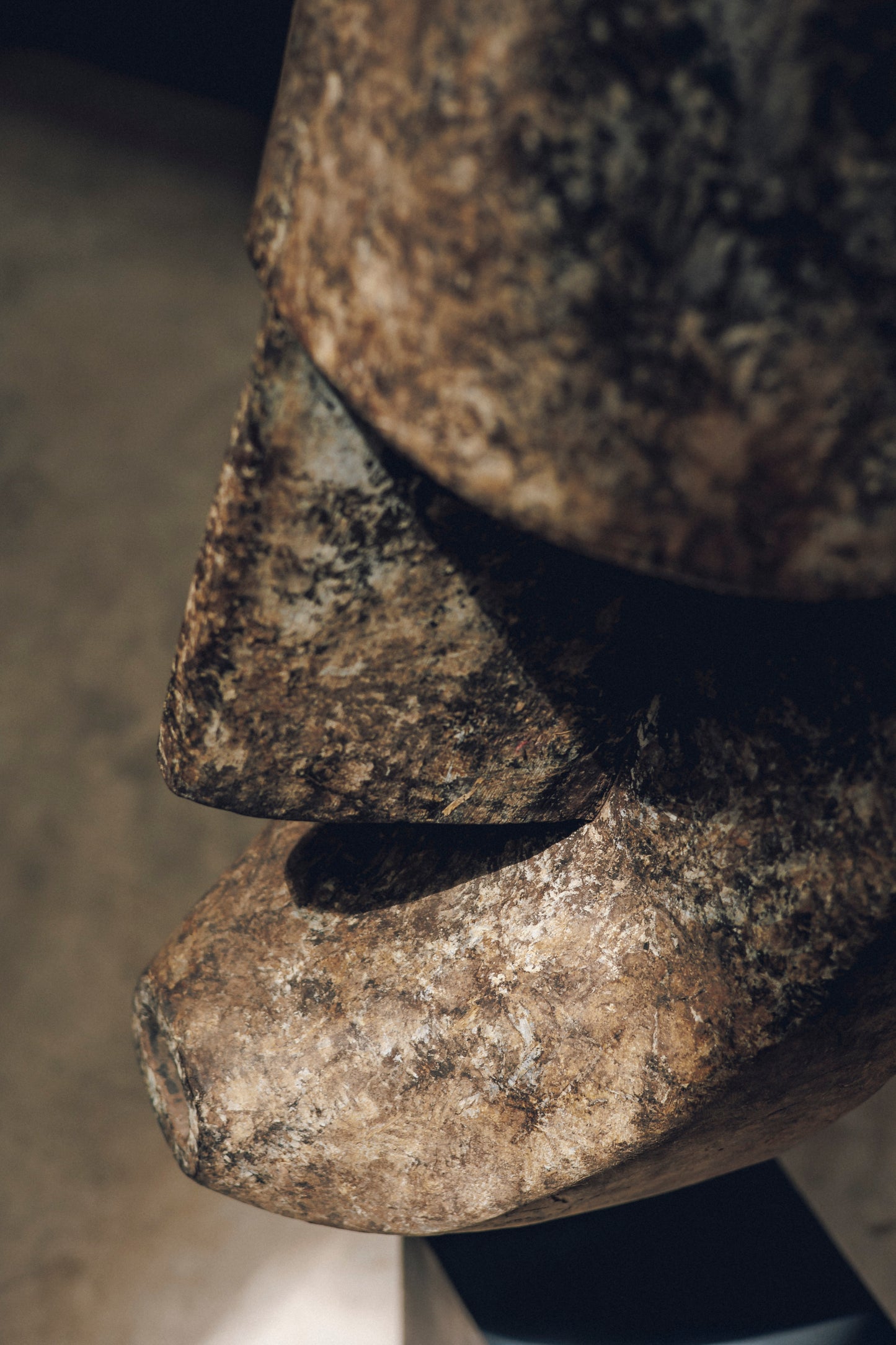 ESCULTURA SHAMIR B25