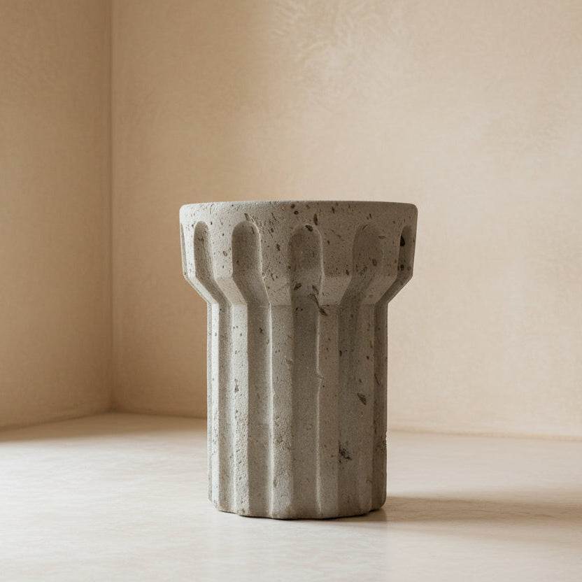 STOOL 06
