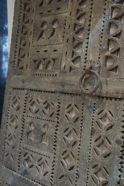 PUERTA 04