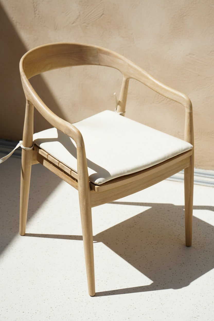 SARI DINING CON COJÍN