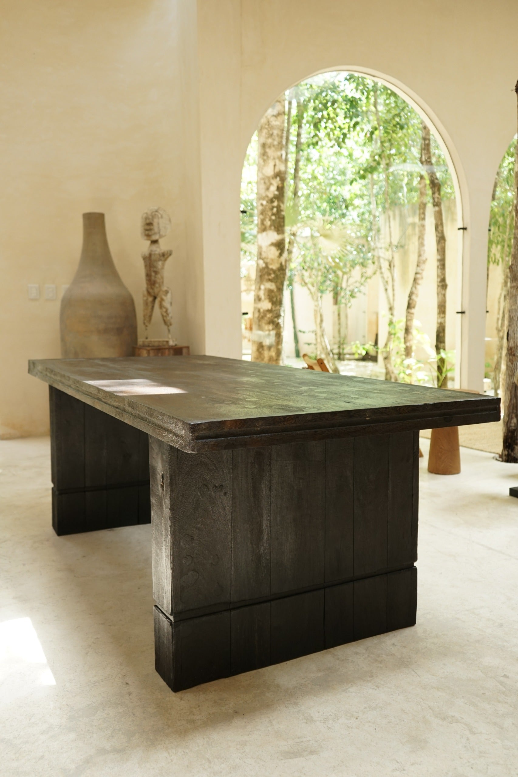 MESA ALTARE YAKISUGI