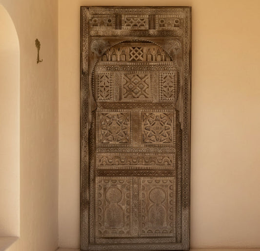 PUERTA 06