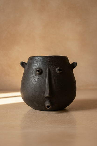 MACETA CARAS