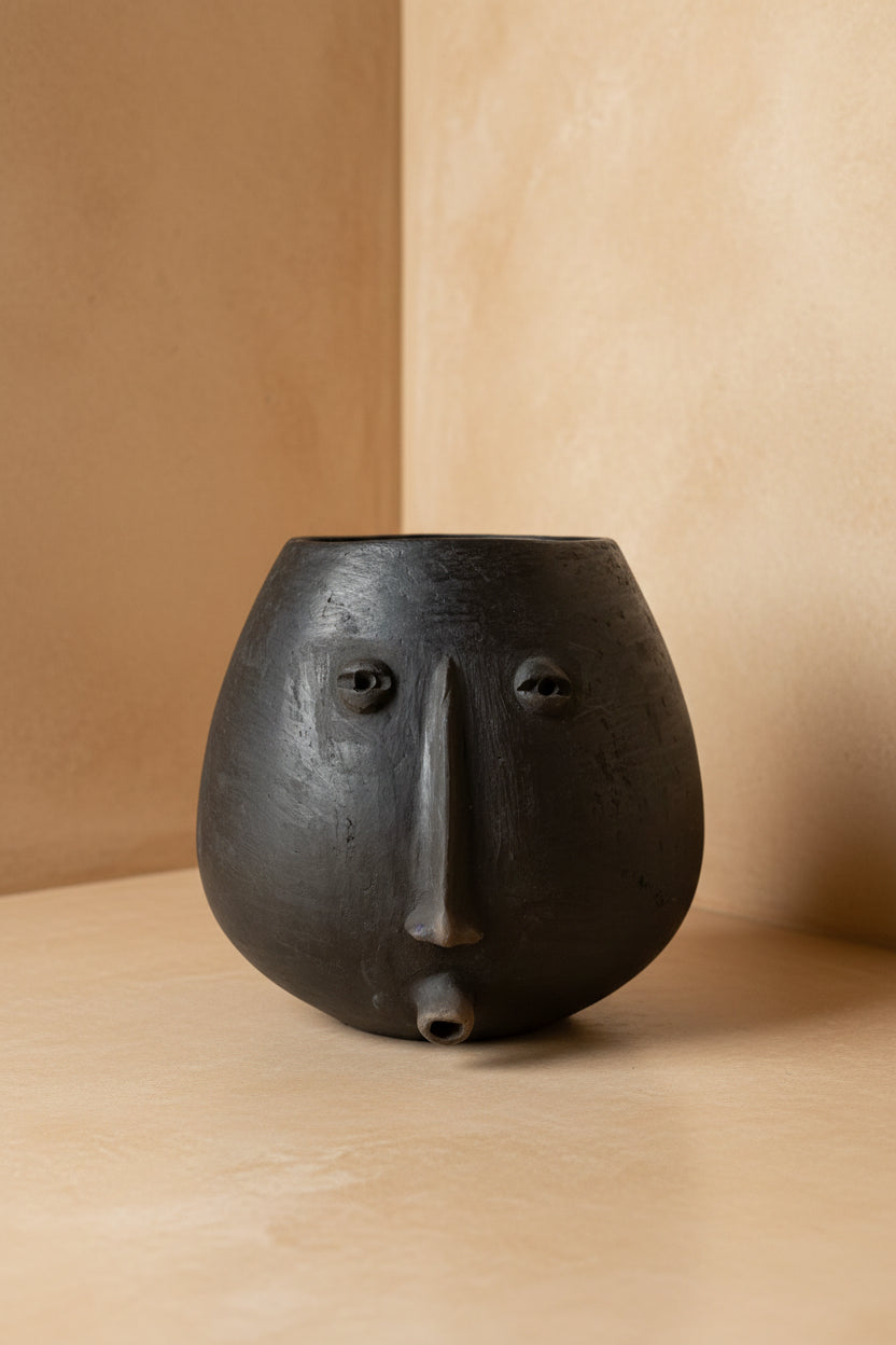 MACETA CARAS