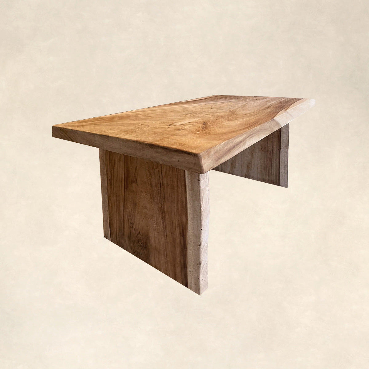 PAROTA TABLE