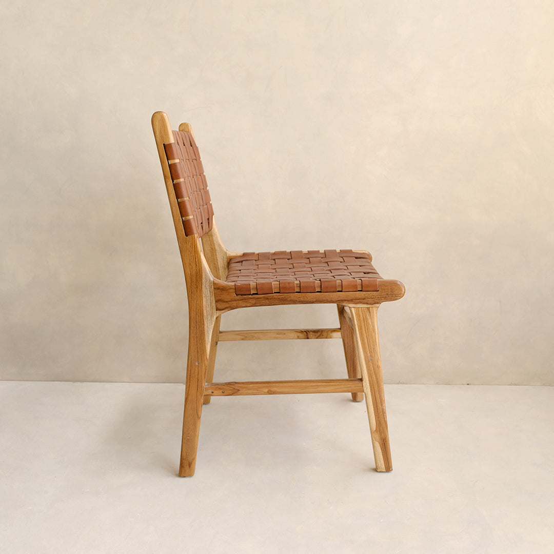 BONNET LEATHER CHAIR